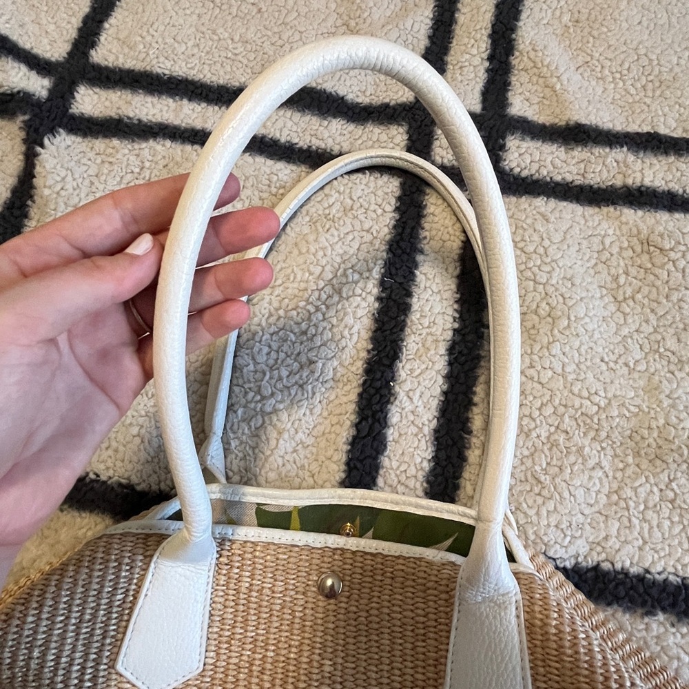 Mark & Graham Green and Cream Leather purse - Picture 9 of 10